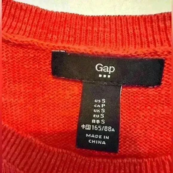 GAP Factory pullover sweater – red crewneck, cotton-rayon blend, size S - Picture 3 of 4
